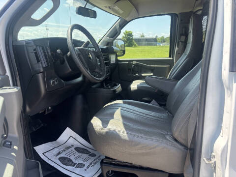 2017 Chevrolet Express 2500