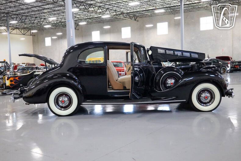 1938 Packard Super Eight