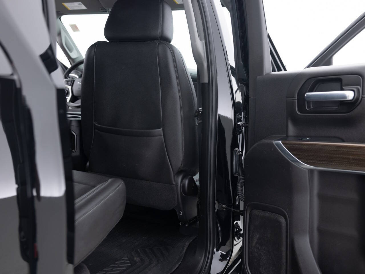 Used Car 2021 Chevrolet Silverado 1500  Rst 4x4 4dr Crew Cab 5.8 Ft. Sb For Sale Under $40,000 In Coal City, Illinois