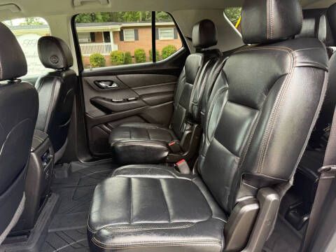 2020 Chevrolet Traverse LT Cloth