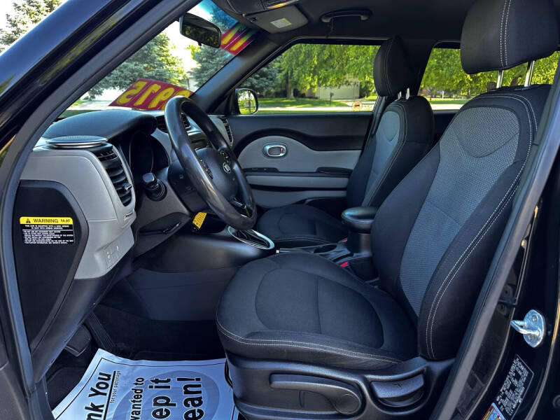 2017 Kia Soul +