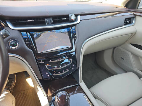 2014 Cadillac XTS Luxury Collection