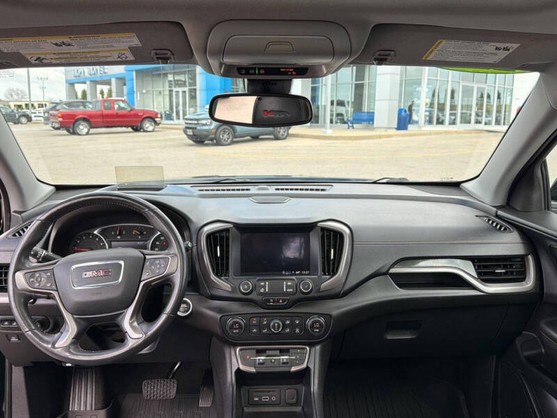 2022 GMC Terrain AT4