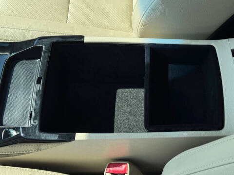 2017 Kia Cadenza Premium