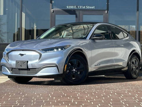 2022 Ford Mustang Mach-E California Route 1