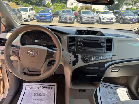 2013 Toyota Sienna