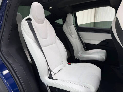 2023 Tesla Model X Plaid