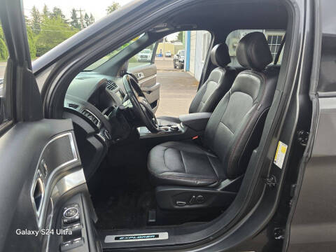 2017 Ford Explorer Sport