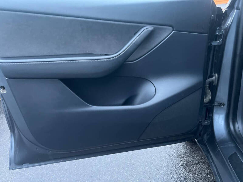 2020 Tesla Model Y Long Range
