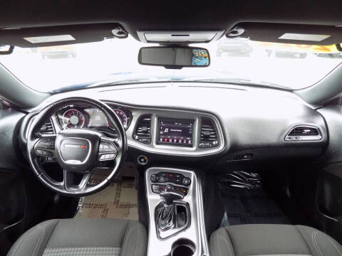 2022 Dodge Challenger SXT