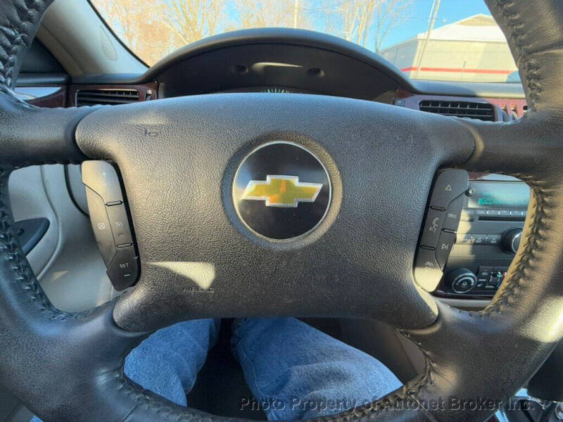 2011 Chevrolet Impala LT