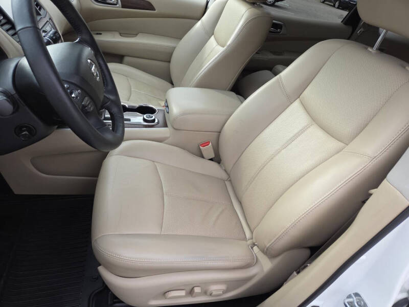 2018 Nissan Pathfinder Platinum