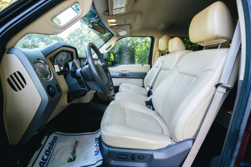 2011 Ford F-350 Super Duty Lariat