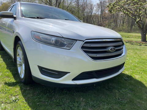 2014 Ford Taurus SEL