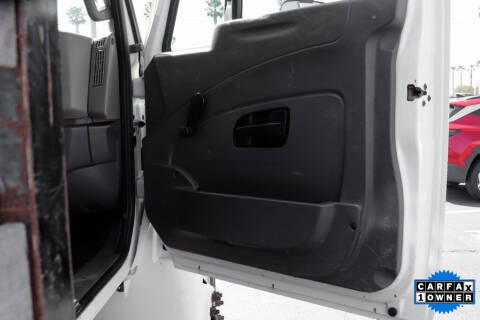 2019 International DuraStar 4300