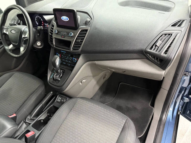 2020 Ford Transit Connect XLT