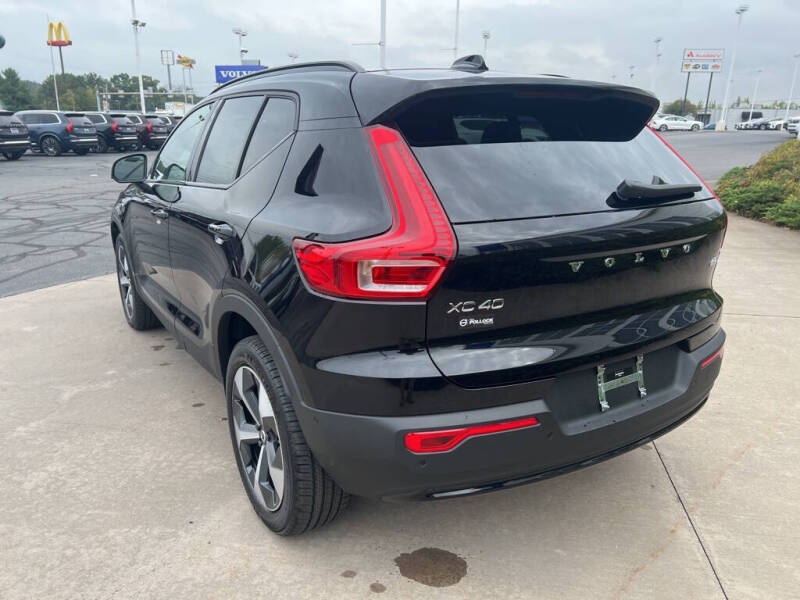 2026 Volvo XC40 B5 Plus