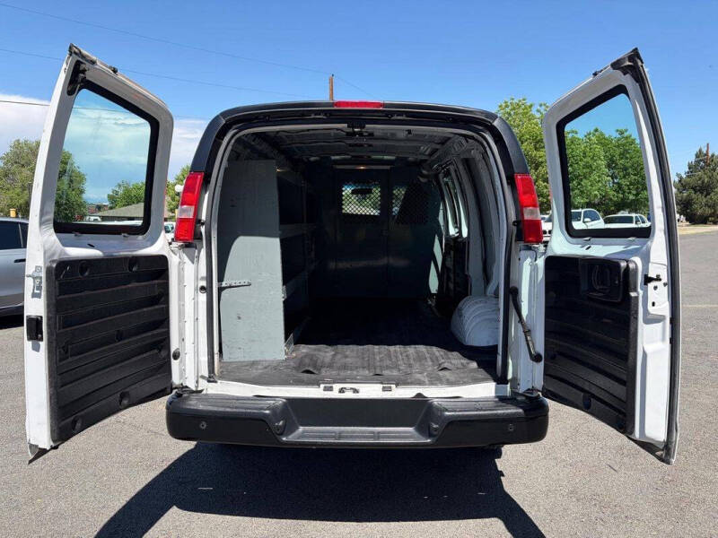 2020 Chevrolet Express 2500
