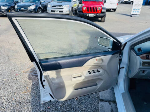 2004 Mitsubishi Lancer LS