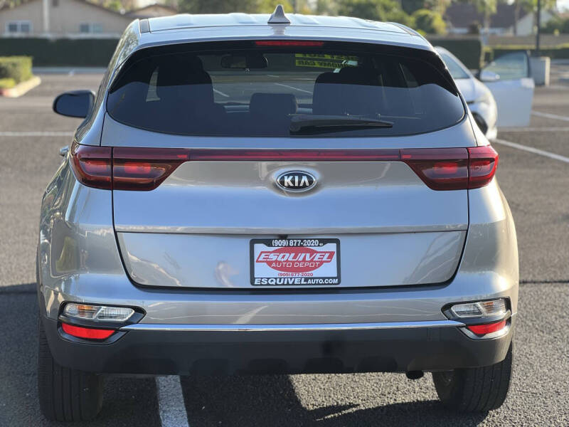 2022 Kia Sportage LX