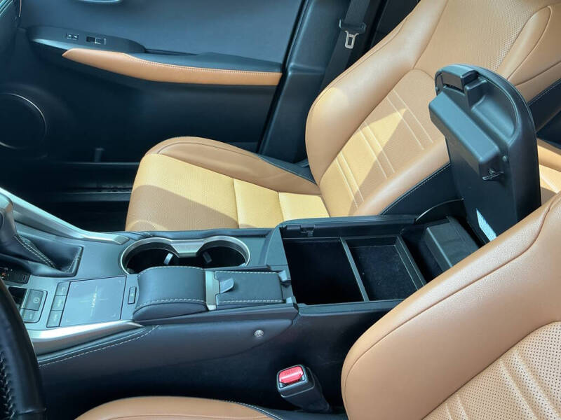 2021 Lexus NX 300