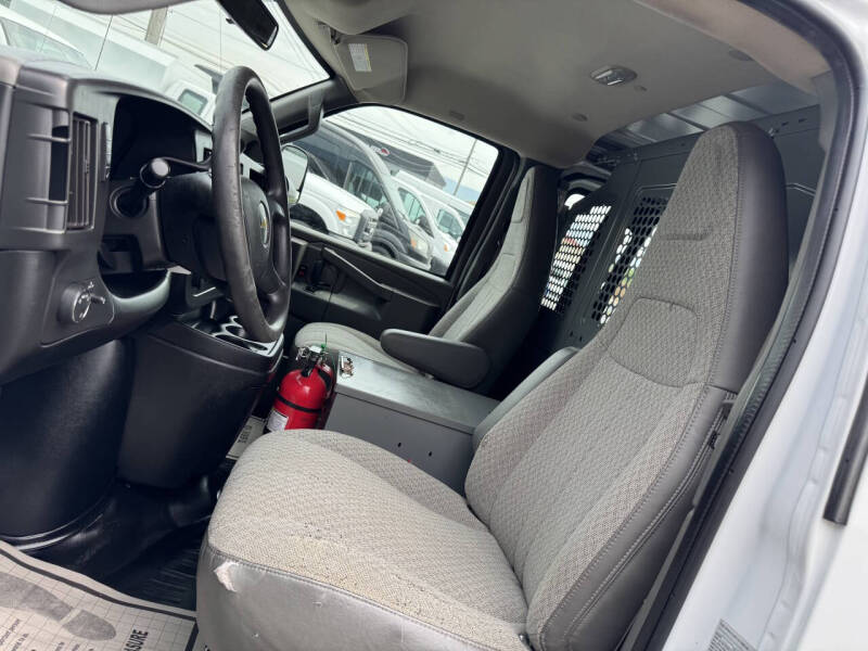 2021 Chevrolet Express 2500