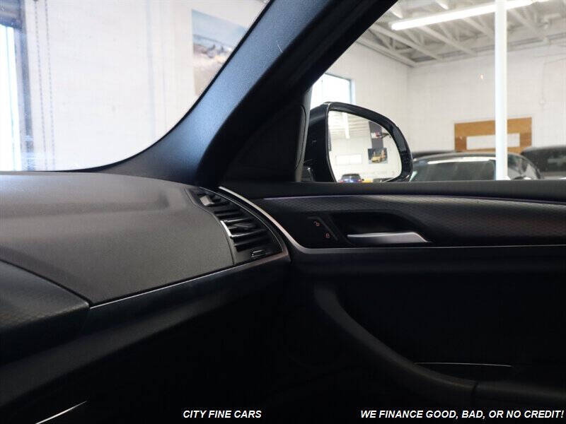 2022 BMW X4 xDrive30i