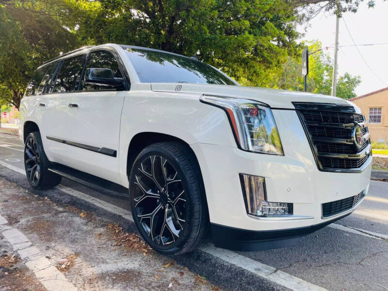 2015 Cadillac Escalade Luxury