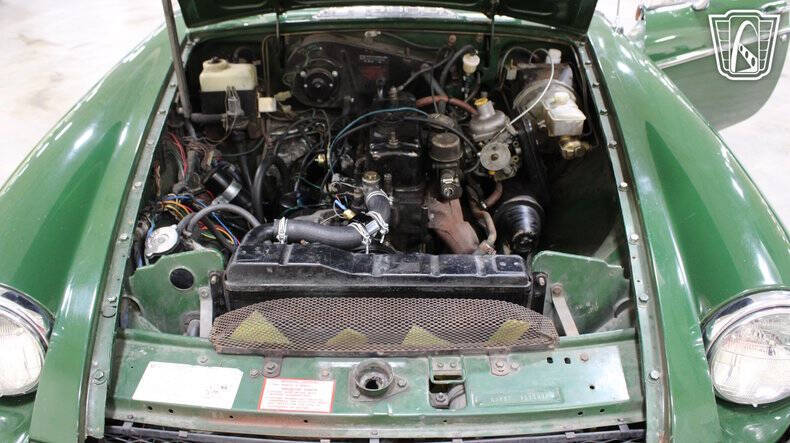 1977 MG B