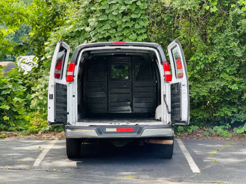 2020 Chevrolet Express 2500