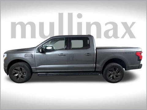 2023 Ford F-150 Lightning XLT