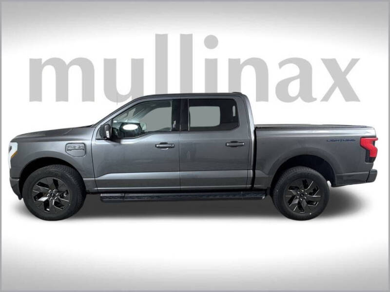 2023 Ford F-150 Lightning XLT