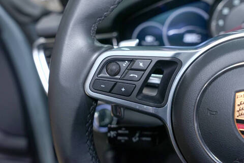 2018 Porsche Panamera 4S