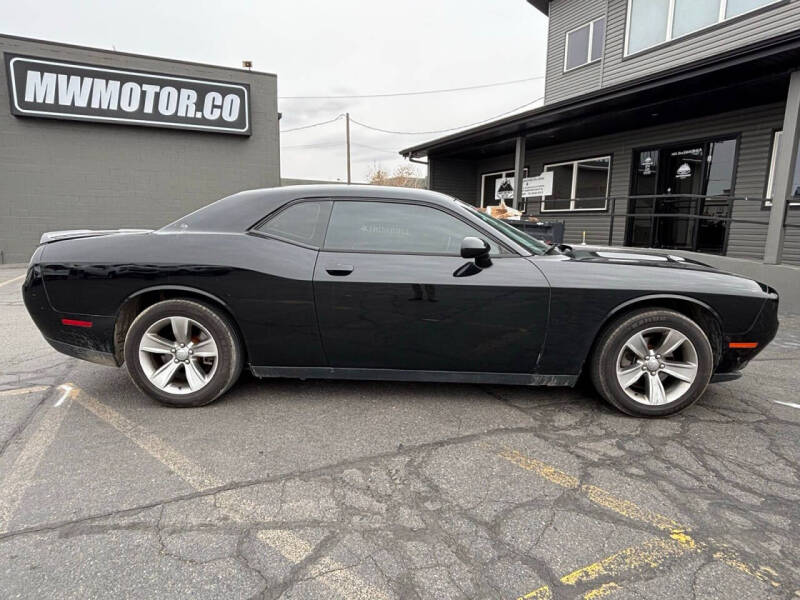 2019 Dodge Challenger SXT