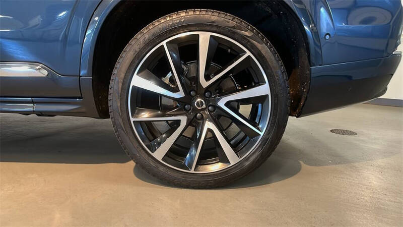 2023 Volvo XC90 B6 Plus Bright Theme 7P