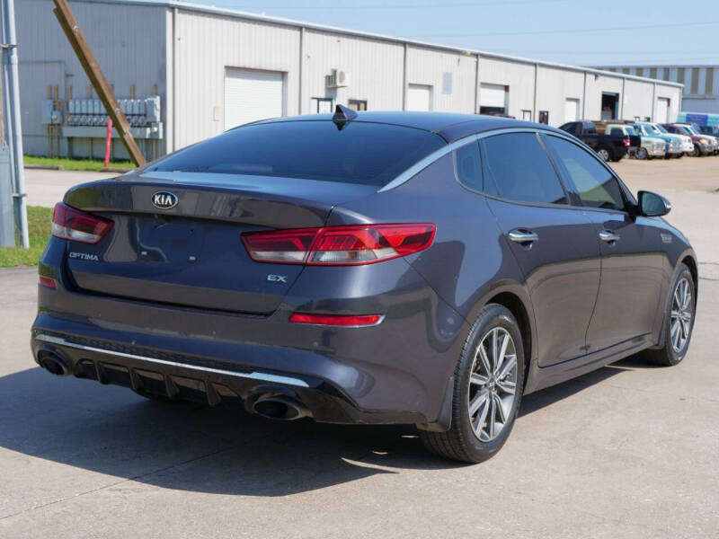 2019 Kia Optima EX