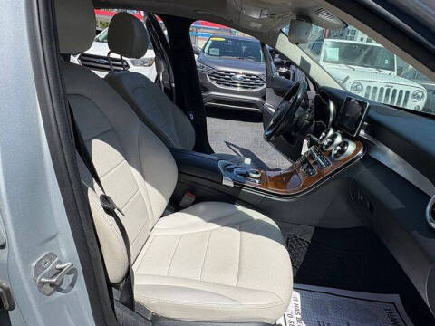 2018 Mercedes-Benz C-Class C 300