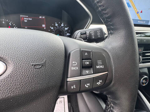 2020 Ford Escape SEL