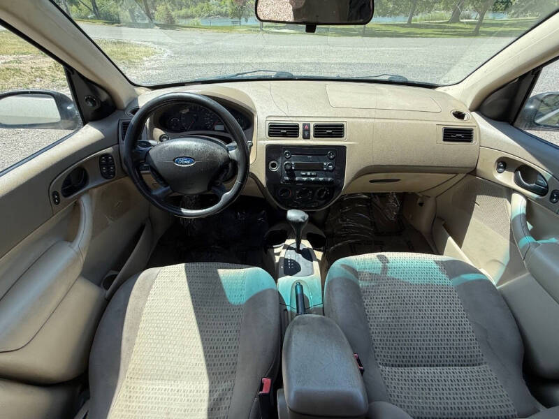 2007 Ford Focus ZX4 SE