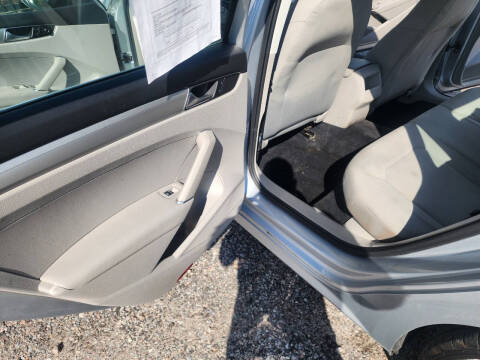 2017 Volkswagen Passat 1.8T S