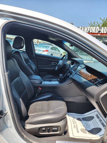 2019 Ford Taurus Limited