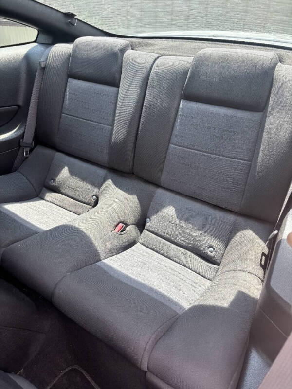 2008 Ford Mustang V6 Deluxe