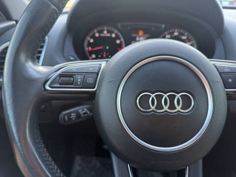 2017 Audi Q3 2.0T Premium