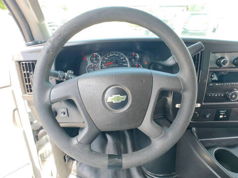 2017 Chevrolet Express 2500