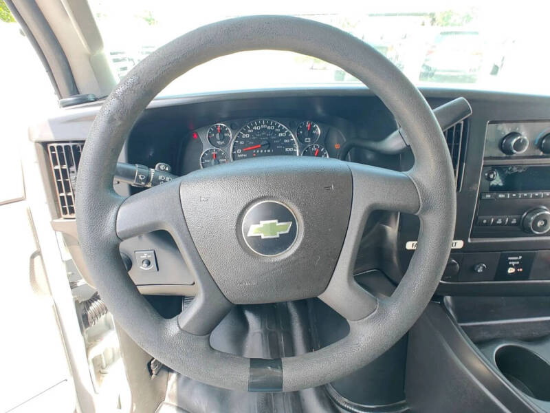 2017 Chevrolet Express 2500