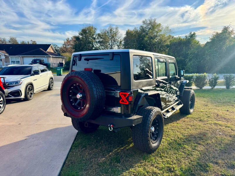 2011 Jeep Wrangler Unlimited Sport photo 18