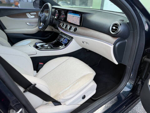 2017 Mercedes-Benz E-Class E 300