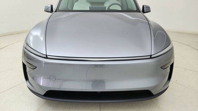2026 Tesla Model Y Long Range