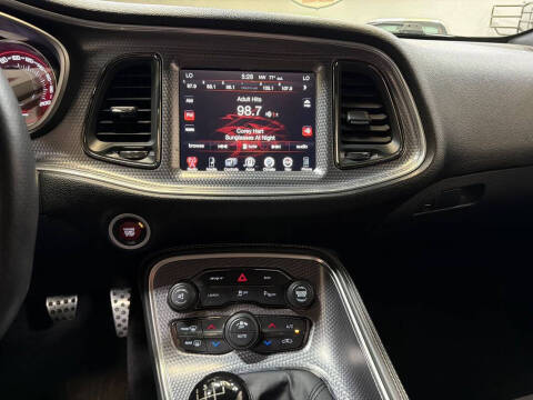 2016 Dodge Challenger SRT Hellcat