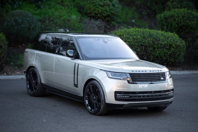 2023 Land Rover Range Rover SE photo 101